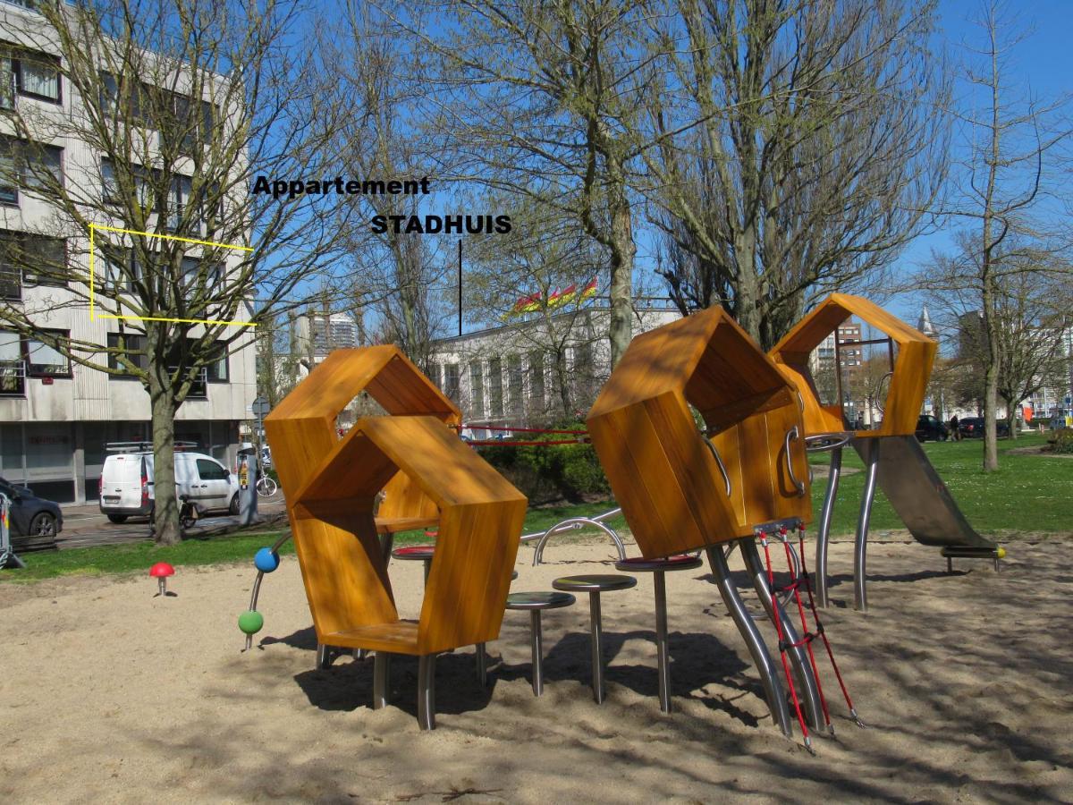 Vanden Broeck Oostende Buitenkant foto